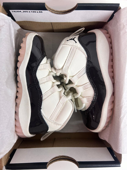 Air Jordan 11